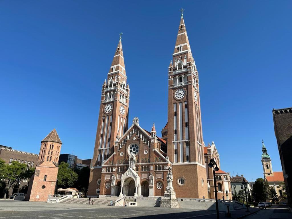 Romantic Riverview Bestern Szeged Luaran gambar